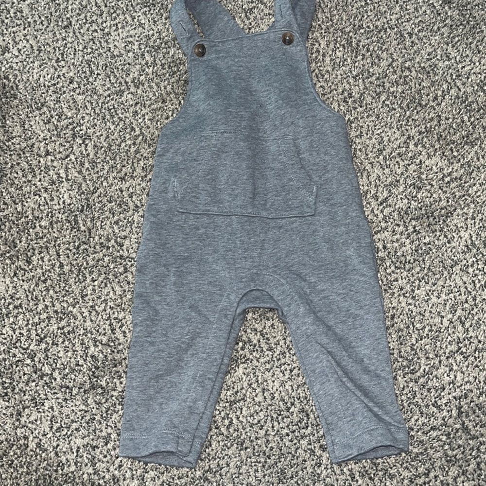Old navy - fleece romper - 6-12 months - gray